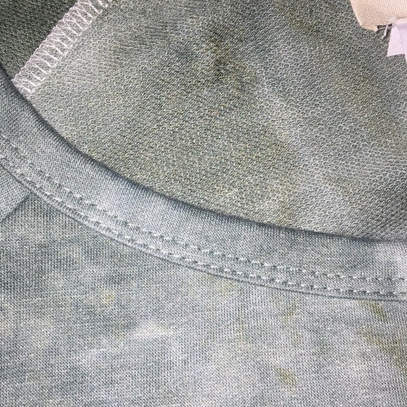 Twisted tie dye Top Cold Shoulder - Picture 7 of 10